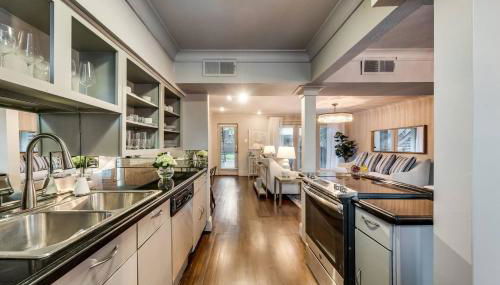 Spacious Dallas 2BR Condo Resort-Style Pool - Foto 4