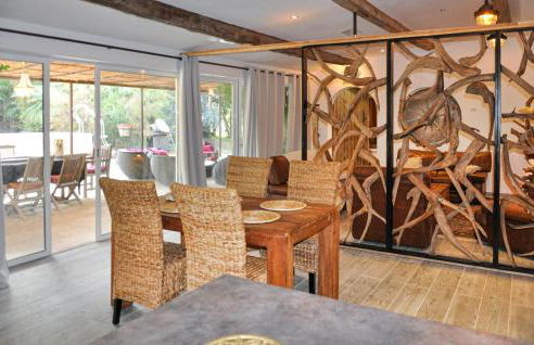 2 Bedroom Cozy Home In Aramon - Foto 5