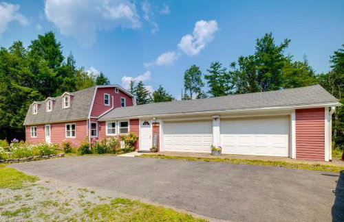 Fire Pit & On-Site Pond: Wooded Walton Home! - Foto 33