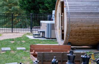 Spacious 6 Bedroom Home with a Heated Salt Water Pool, Theater & Game Room - Foto 10