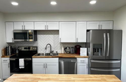 Anchorage midtown apartment- Wyoming 1 - Photo 18