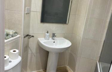 Flat next to Westfield shopping centre - Foto 5