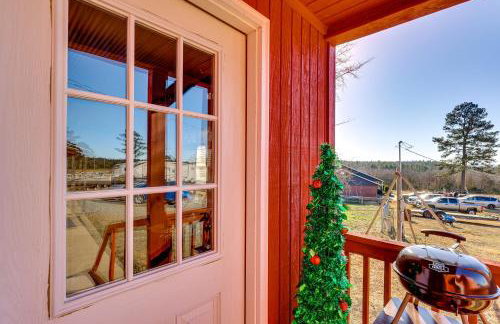 Gym Access On-Site: Cabin w/ Deck in Red Oak! - Foto 17