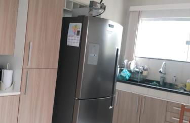 Alugo casa para temporada, próximo a lagoa - Foto 6