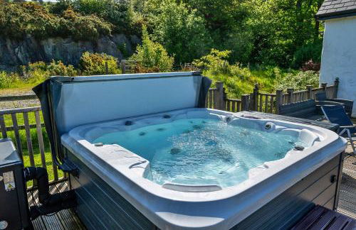 Finest Retreats - Skyview Lodge - Photo 3