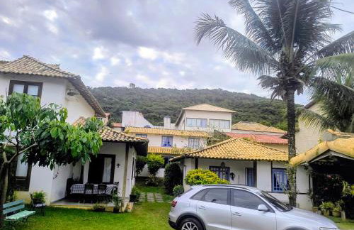 Refúgio Aconchegante no Peró Jardim Privativo Wi-Fi Ideal Casais Famílias e Home Office - Foto 2