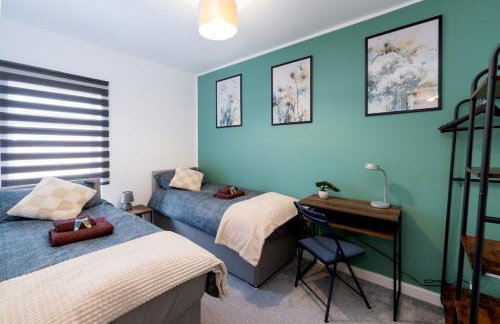 3 bed house, Free parking 9ppl - Foto 39