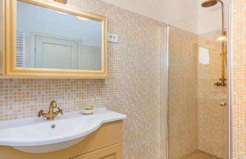 Gorgeous Home In Plomin With Kitchen - Foto 43