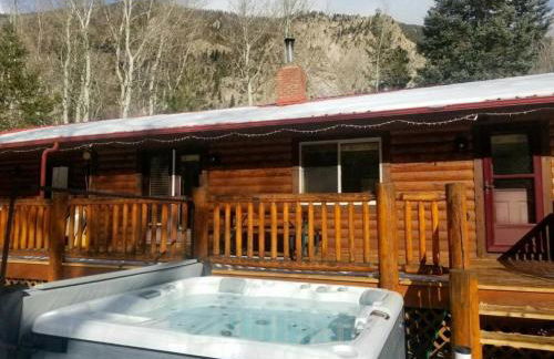 Fantastic Mountain Cottage with a Hot Tub on Beautiful Chalk Creek in Nathrop, Colorado - Foto 6