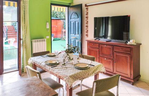 1 Bedroom Pet Friendly Apartment In San Costanzo - Foto 3