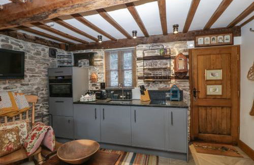 Hoarders Cottage - Foto 11