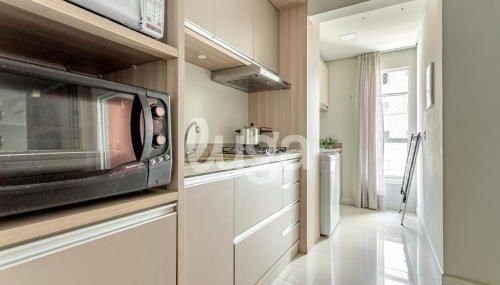 Acogedor con Área de Ocio, Minimercado y Parque Infantil - Foto 3