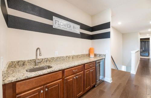 Spectacular Home Near Disney With Private Pool, Movie Theater And Pool Table With Waterpark & Resort Access - 332Sf - Foto 38