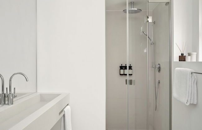 Bob W Munich Schwabing - Foto 42