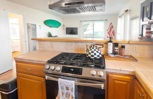 Deep Blue Seaside - Photo 14