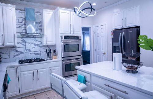 Spacious 7BR Retreat W/Gym Near DC-Family Friendly - Foto 57