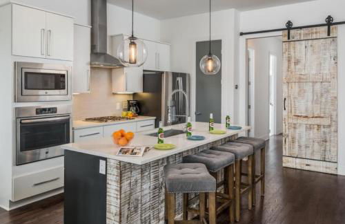 The NEW Nashview Rooftop-Skyline View - Sleeps 12 - Foto 14