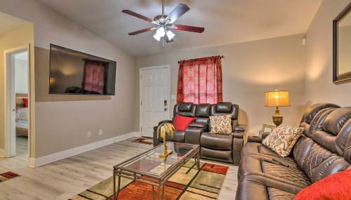 The Royal Retreat about 10 Mi to Local Beaches! - Foto 4