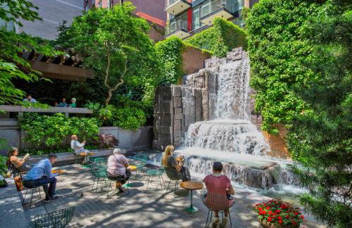 Blueground Midtown East fitness center nr UN NYC-2172 - Foto 24