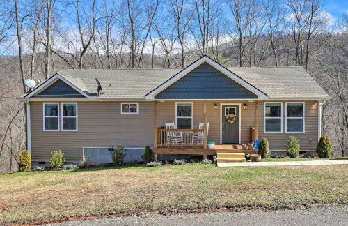 Smoky Mountains Leicester Home with Deck! - Foto 1