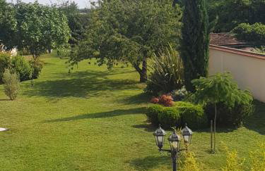 Appart avec terrasse, AirCon & parking clos - Foto 5