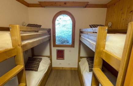 Meribel Centre La Chaudanne, real ski in and out right on slopes, 3 bedrooms 2 bathrooms, newly renovated, Chalet l'Épervière - Foto 17