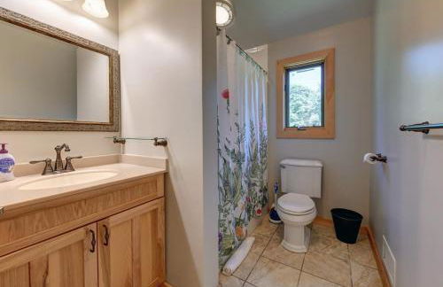 Berkshire Vacation Rentals: Great Barrington Cabin Sleeps 14 Walk To Town - Foto 12