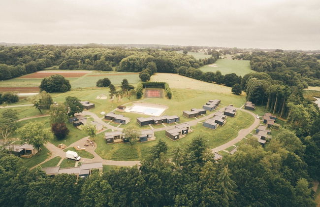 Modernly Furnished Cottage With Beautiful Terrace by a Lake - Foto 39