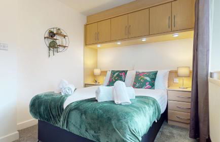 Charming 3 Bed Bungalow Parking & Wifi Business and Leisure by Jesswood Properties - Foto 12