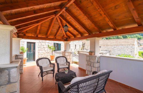 Holiday Home Majkovi - Photo 17