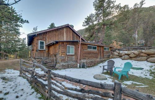Rustic Log Cabin with Studio about 5 Mi to Pikes Peak! - Foto 22