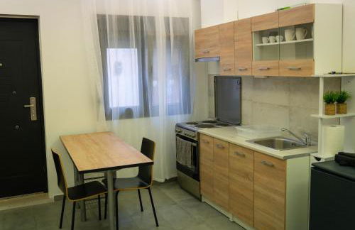 Bill and Dim in Xrisoupoli - Photo 10