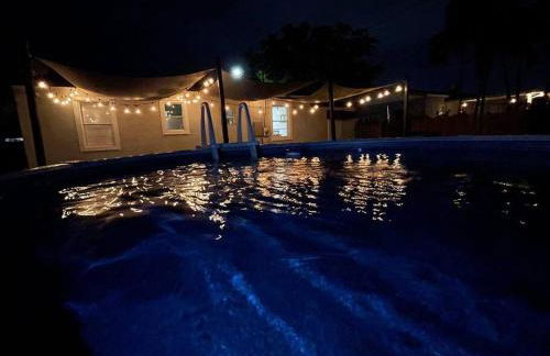 Coral Gables Home with POOL Near Airport. King beds - Foto 16