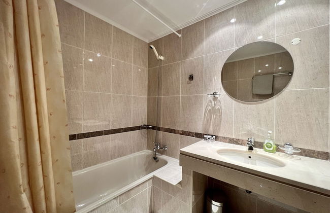 Albufeira Valley 1 With Pool by Homing - Photo 22