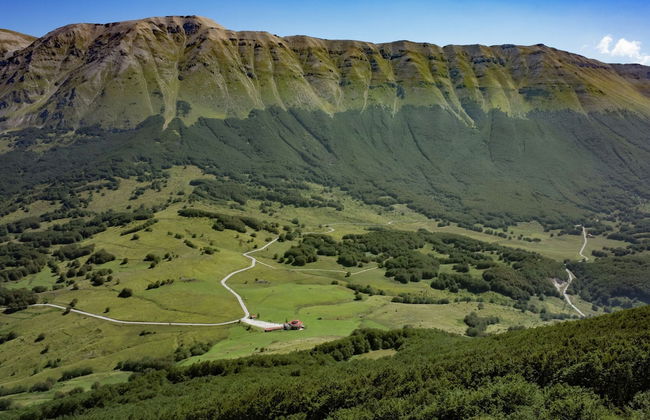 Mansion in San Valentino With Pool - Photo 36