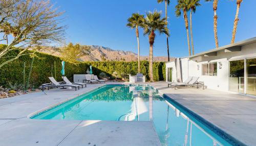 Desert Luxe Retreat - Photo 2