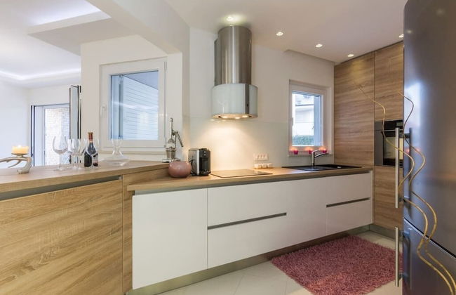 Luxury Villa White Rose with the Pool - Foto 25