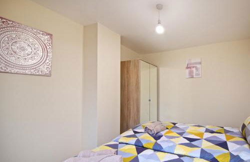 Beautiful Cozy Home With Free Parking - Foto 21