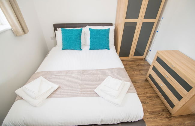 Stoneleigh Village - Photo 6