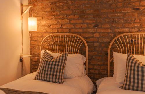 Bridge Apartment - Photo 17