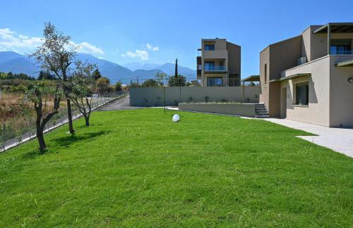 Montamar Olympus Villas - Photo 10