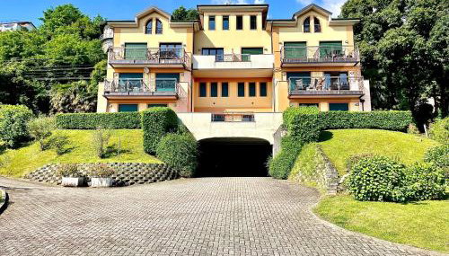 Elegant & Comfortable Modern Home with swimming pool - Foto 3, Garden, Garden view