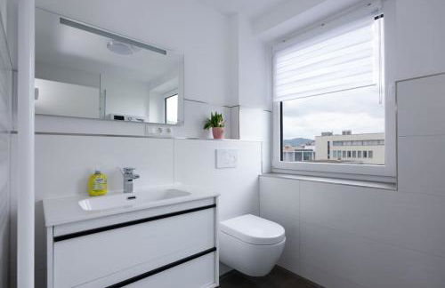 Stylish & Bright Apartment in Top Location - Foto 12