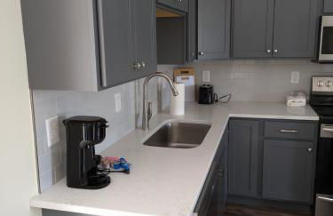 Walnut Street Near IU and Downtown B-Town - Foto 4