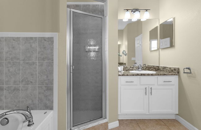 Upstay - New Home Near Disney w Private Pool BBQ - Foto 30