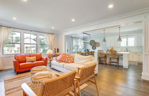 Sleek Long Branch Vacation Rental with Pool and Patio! - Foto 5