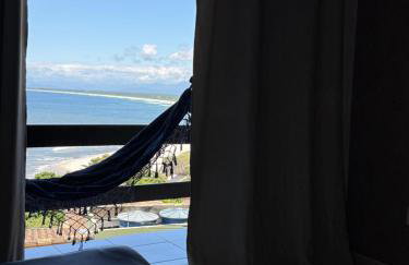 Apartamento aconchegante com vista para o mar - Foto 17