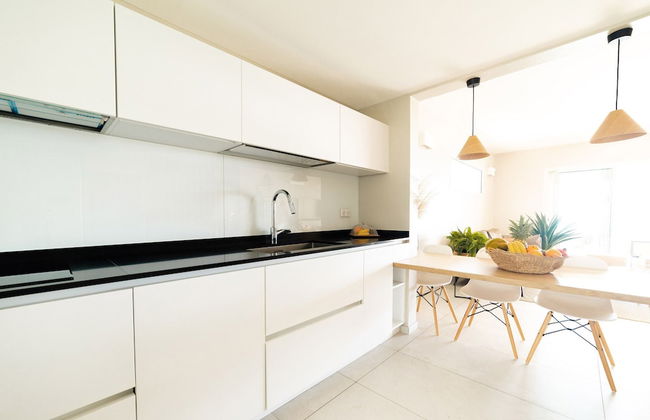 Eden Roc Villas - Photo 19