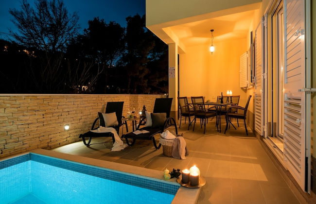Luxury Villa Lelu With Heated Saltwater Pool, Parking, High Speed Internet, Bbq, el. car Charge T2 - Foto 24