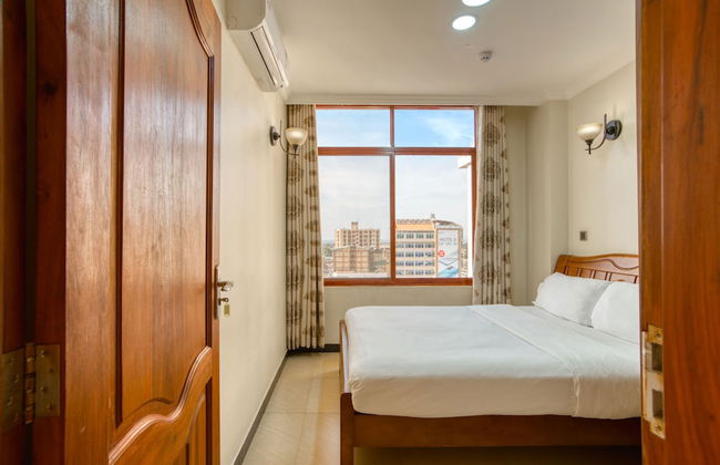 Kibo Palace Apartments - Photo 7